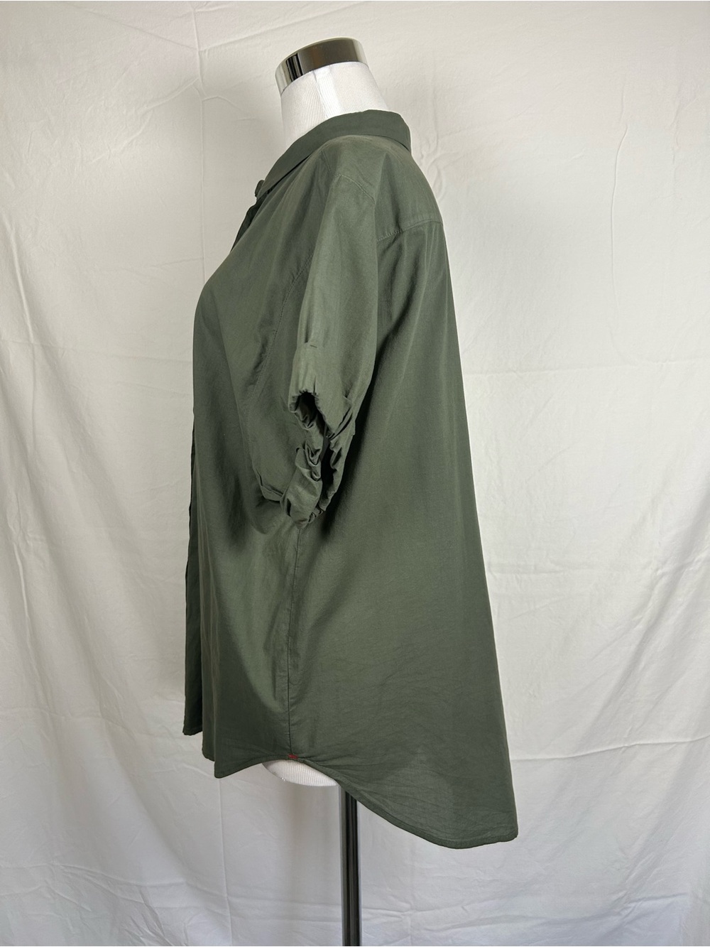 XiRENA Olive Green Channing Blouse - M - Picture 2 of 8